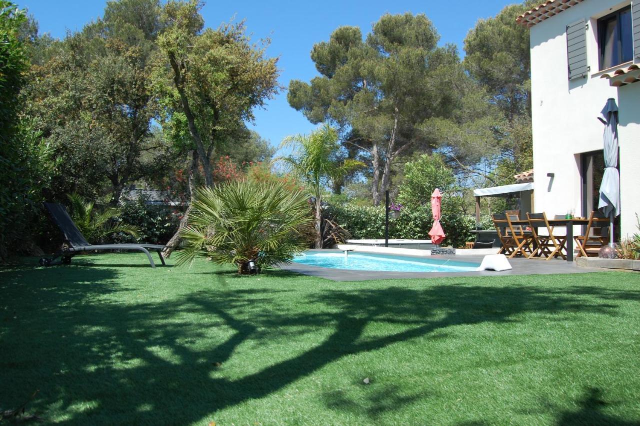 Le Clos Des Barelles Six-Fours-les-Plages Luaran gambar