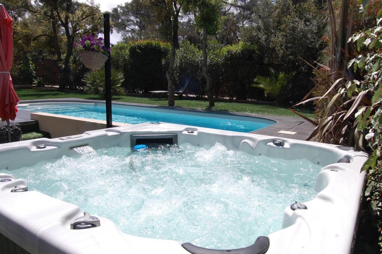 Le Clos Des Barelles Six-Fours-les-Plages Luaran gambar